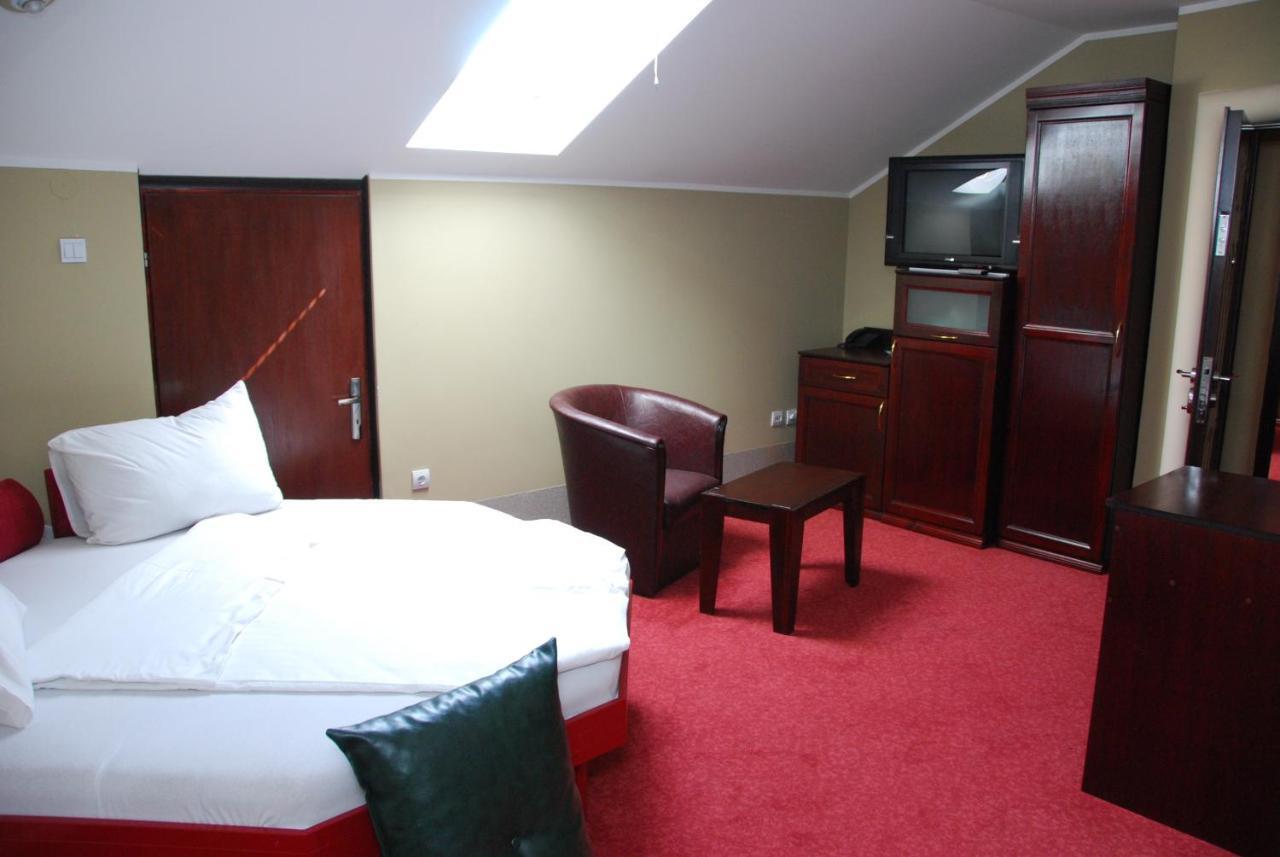 Hotel Vila Mitic Luxx Spa Centar Leskovac  Cameră foto